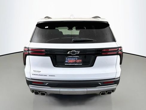 New 2026 Chevrolet Traverse LT w/ Driver Confidence Package AWD/4WD image 7