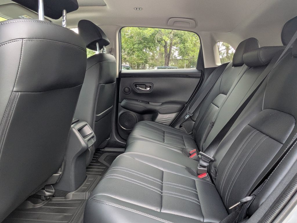 New 2027 Honda HR-V EX-L image 14