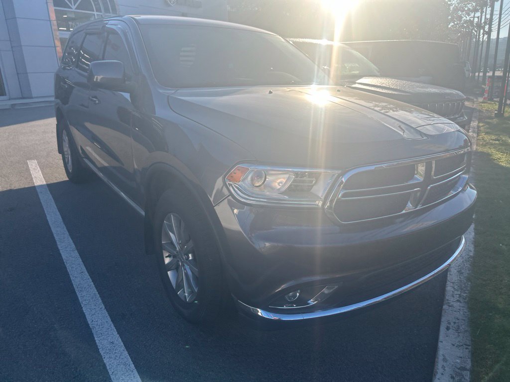 Used 2018 Dodge Durango SXT w/ 3rd Row Seating Group AWD/4WD image 1