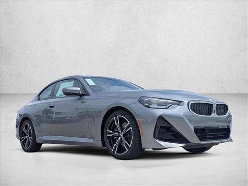 Certified 2025 BMW 230i xDrive Coupe w/ M Sport Package AWD/4WD image 3