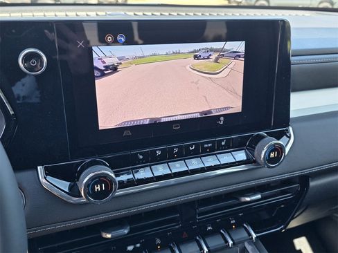 New 2026 Chevrolet Colorado LT image 9