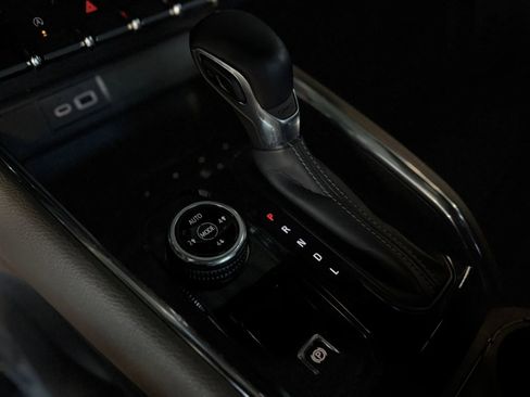 Used 2023 GMC Canyon Denali w/ Denali Black Edition image 36