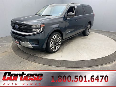 Used 2025 Ford Expedition Max Platinum w/ Platinum Ultimate Package AWD/4WD image 1