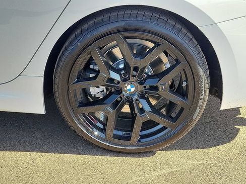 New 2026 BMW 330i Sedan w/ M Sport Package RWD image 10