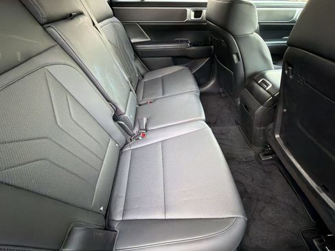 Used 2025 Hyundai Santa Fe SEL AWD/4WD image 34