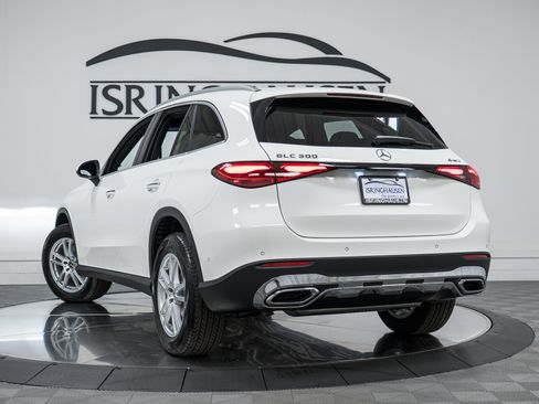 New 2026 Mercedes-Benz GLC 300 4MATIC image 28