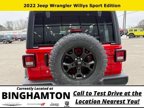 Used 2022 Jeep Wrangler Sport image 6