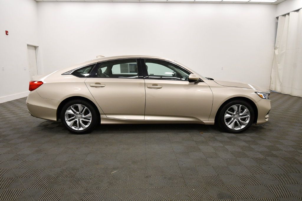 Certified 2018 Honda Accord LX image 9