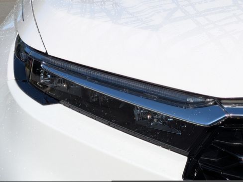 Used 2024 Honda CR-V EX image 10