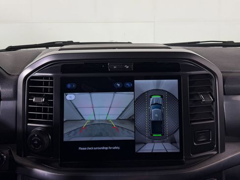 Used 2025 Ford F150 Lariat w/ Equipment Group 501A Mid image 13