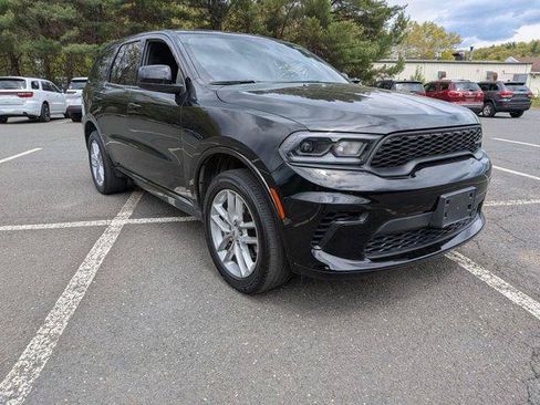 Certified 2025 Dodge Durango GT AWD/4WD image 3