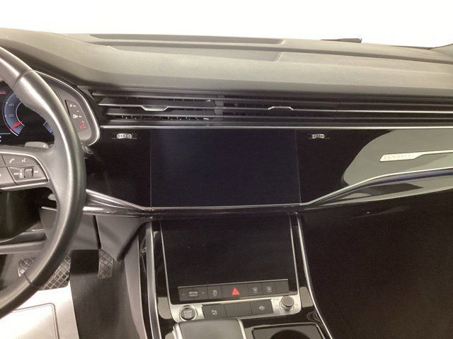Used 2021 Audi Q7 3.0T Premium w/ Convenience Package AWD/4WD image 15