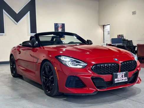 Used 2021 BMW Z4 M40i w/ Premium Package image 5