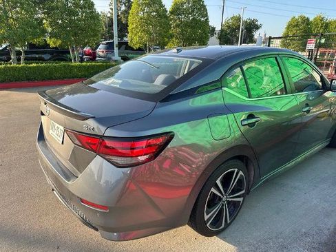 Certified 2021 Nissan Sentra SR w/ Electronics Package FWD image 2