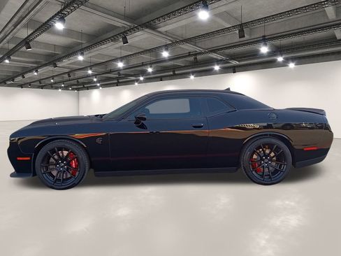 Used 2023 Dodge Challenger SRT Hellcat w/ Driver Convenience Group image 13