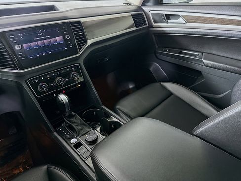 Used 2018 Volkswagen Atlas SEL image 23