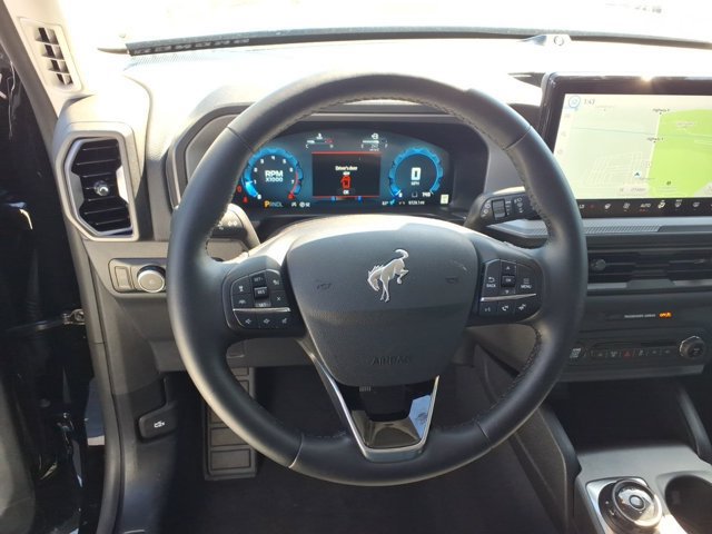 Used 2025 Ford Bronco Sport Outer Banks w/ Outer Banks Tech Package+ AWD/4WD image 7