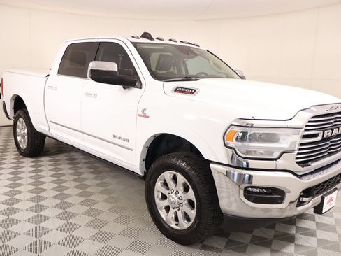 Used 2021 RAM 2500 Laramie AWD/4WD image 1