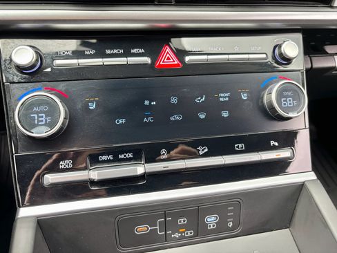 Used 2026 Hyundai Santa Fe SEL FWD image 17