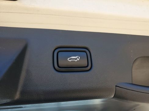 Used 2024 Hyundai Tucson Limited image 8