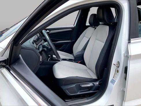 Used 2021 Volkswagen Jetta R-Line FWD image 8