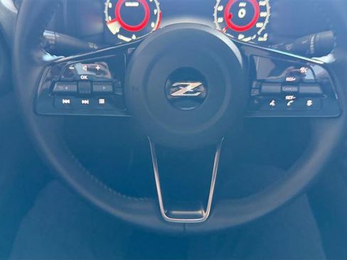 Used 2025 Nissan Z Sport w/ Floor Mat Package RWD image 17