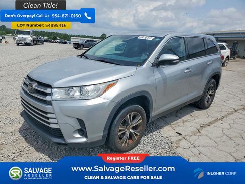 Used 2019 Toyota Highlander LE FWD image 1