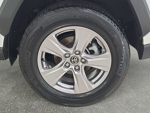 Certified 2025 Toyota RAV4 XLE w/ Convenience Package image 30