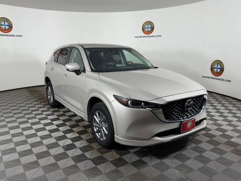 Used 2025 MAZDA CX-5 AWD 2.5 S w/ Select Package image 18