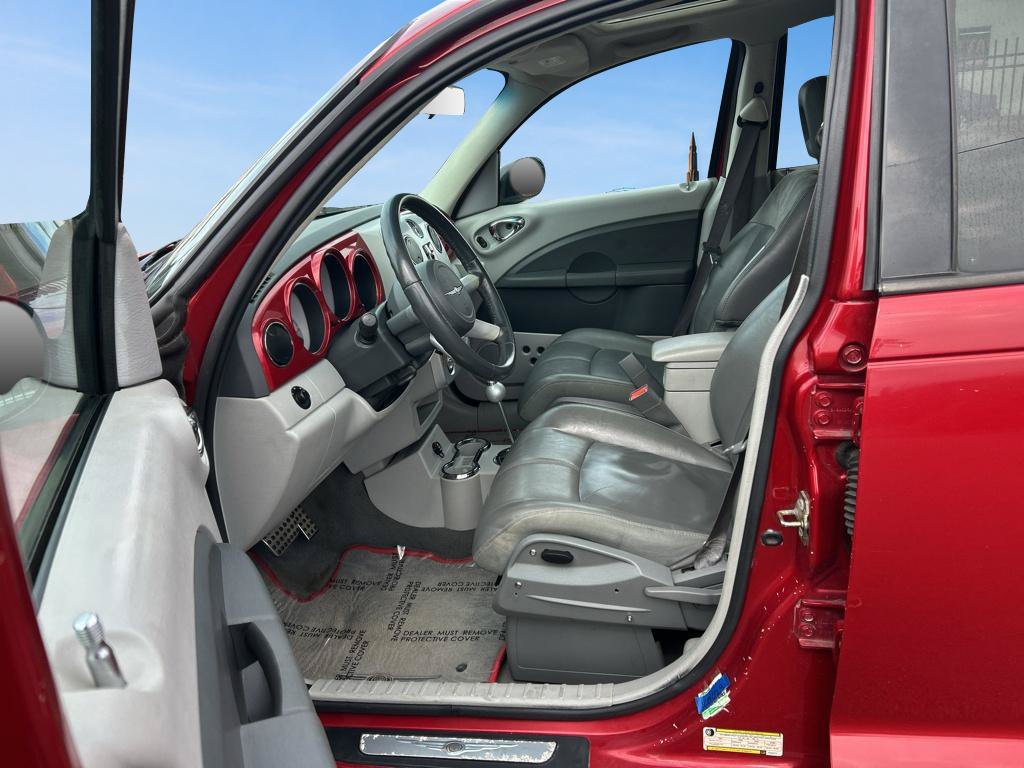 Used 2007 Chrysler PT Cruiser Limited w/ Chrome Accents Group FWD image 12