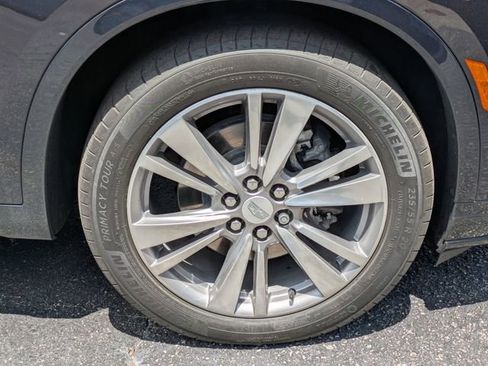 Used 2022 Cadillac XT6 Premium Luxury AWD/4WD image 7