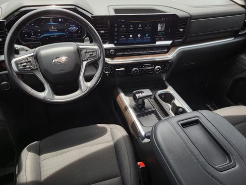 Used 2022 Chevrolet Silverado 1500 RST AWD/4WD image 12