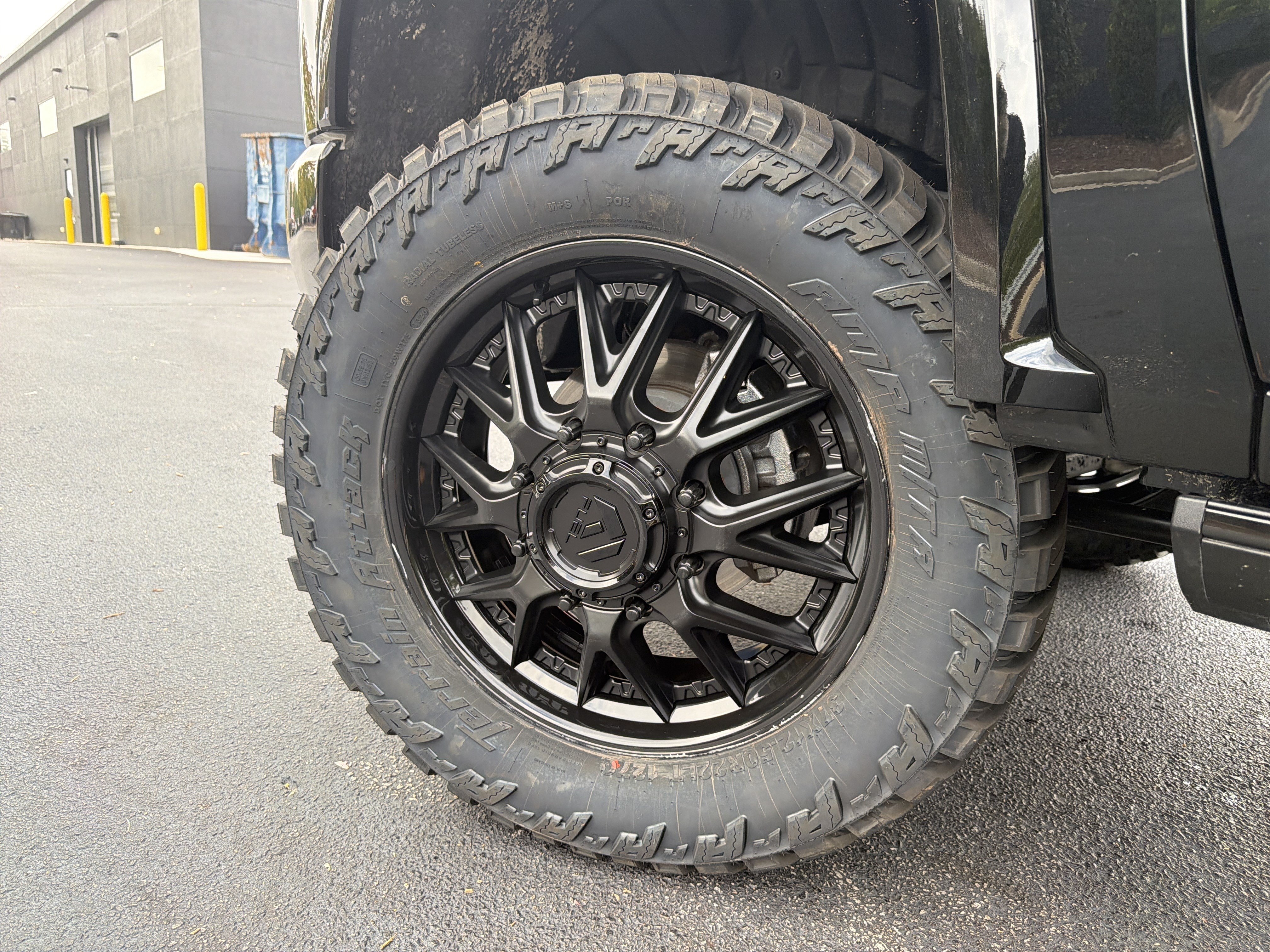 Used 2026 Chevrolet Silverado 3500 High Country w/ High Country Premium Package AWD/4WD image 20
