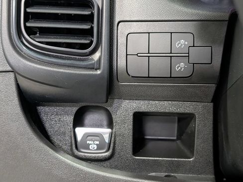 Used 2025 RAM ProMaster 3500 FWD image 23