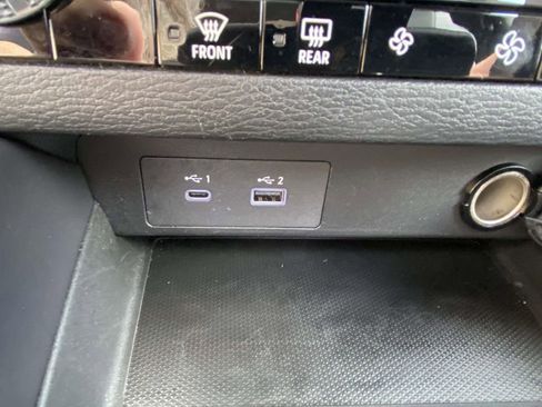 Used 2023 Mitsubishi Outlander SE Black Edition image 23