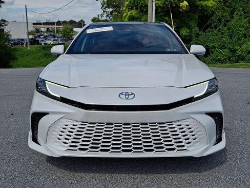 Certified 2025 Toyota Camry XSE AWD/4WD image 2