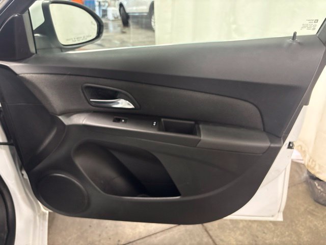 Used 2016 Chevrolet Cruze LT w/ Enhanced Safety Package FWD image 35