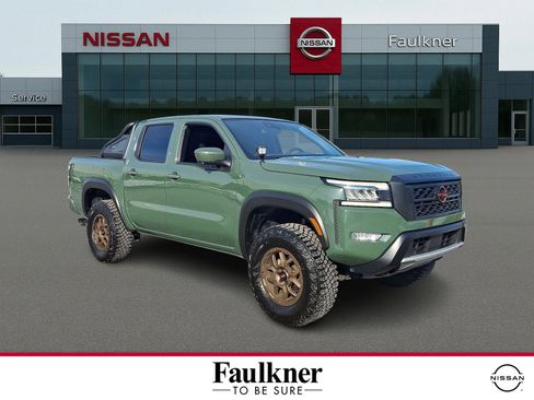 Used 2022 Nissan Frontier PRO-4X image 1