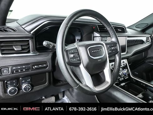 Certified 2024 GMC Yukon XL Denali image 4