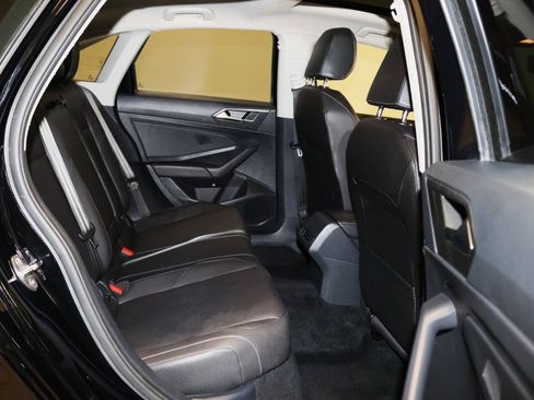 Used 2019 Volkswagen Jetta SE w/ Cold Weather Package FWD image 23