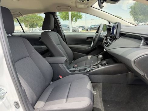 Used 2024 Toyota Corolla LE FWD image 25