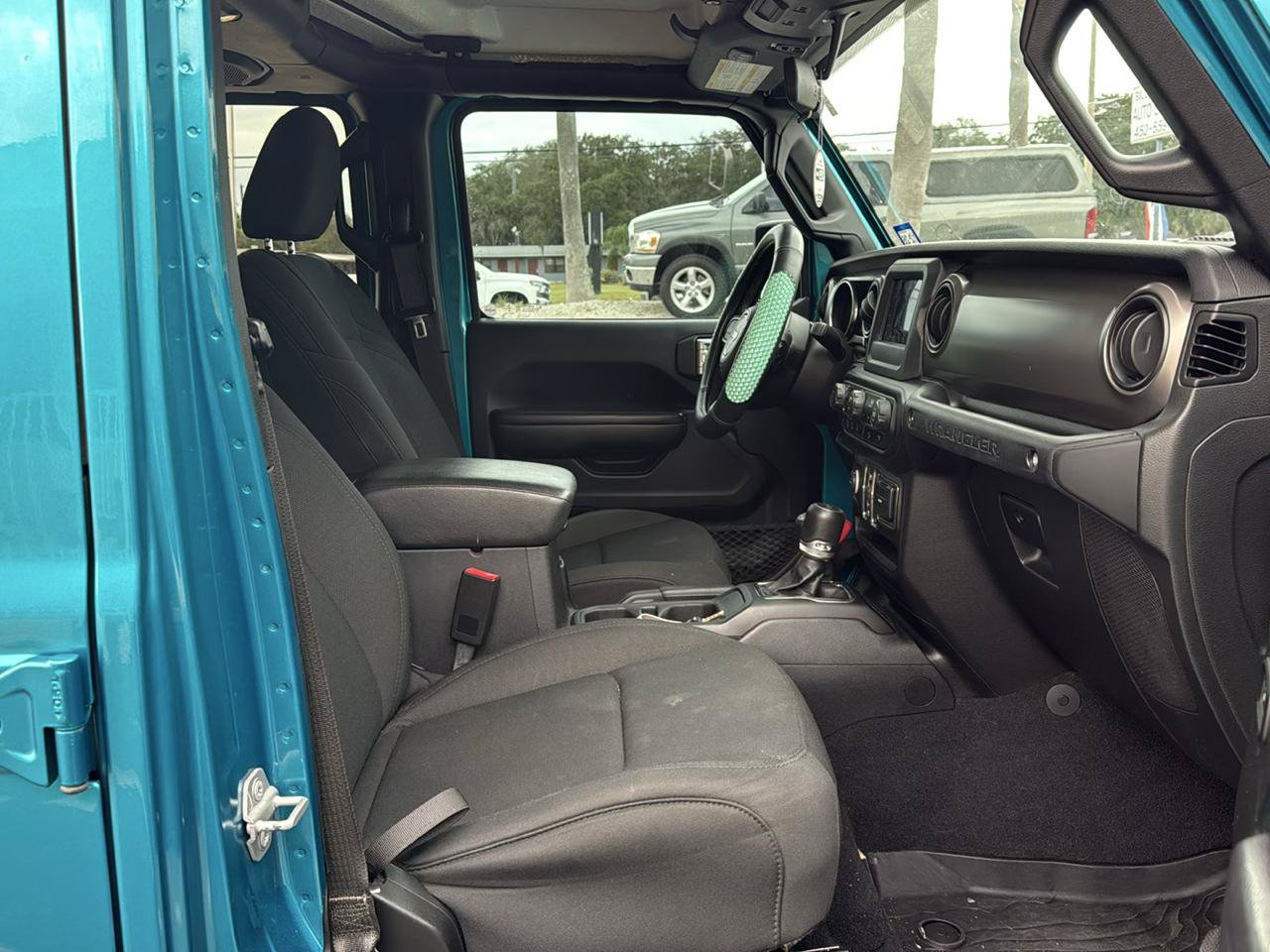Used 2020 Jeep Wrangler Unlimited Sport S AWD/4WD image 9