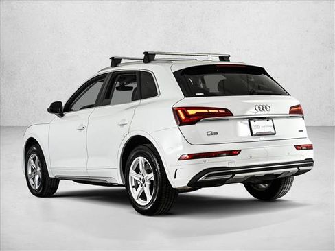 Used 2023 Audi Q5 2.0T Premium w/ Convenience Package image 8