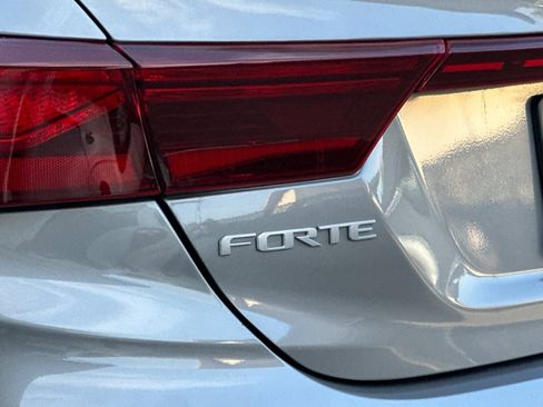 Certified 2024 Kia Forte LXS image 23