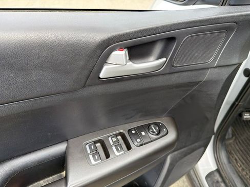 Certified 2019 Kia Sportage LX AWD/4WD image 13
