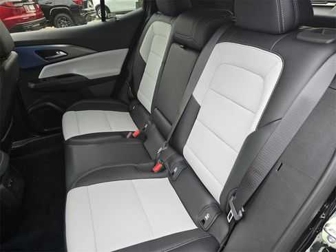 New 2026 Chevrolet Equinox EV LT w/ Convenience Package II image 19