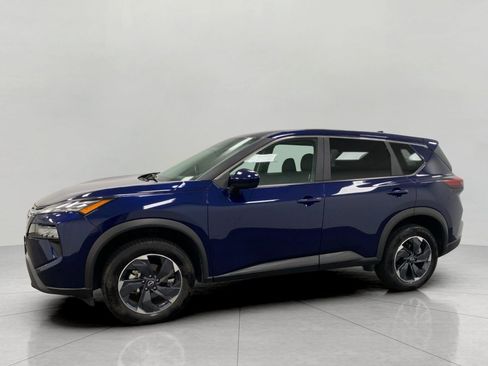 Certified 2025 Nissan Rogue SV AWD/4WD image 8