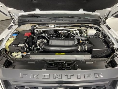 Used 2024 Nissan Frontier S w/ S Utility Package image 9