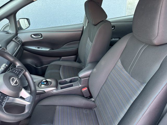 Certified 2025 Nissan Leaf S FWD image 5