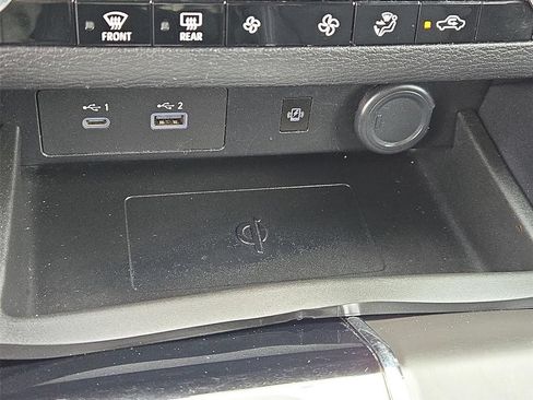 Used 2022 Mitsubishi Outlander SE FWD image 35